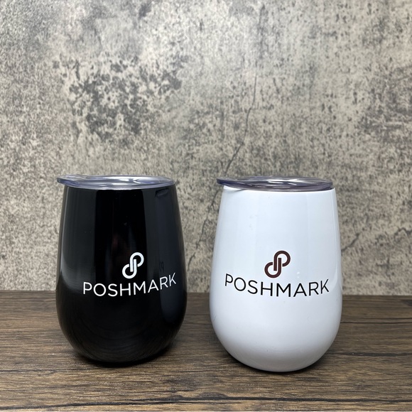 Set of 2 Poshmark wine tumblers & bonus Poshmark Popsocket - Picture 3 of 6